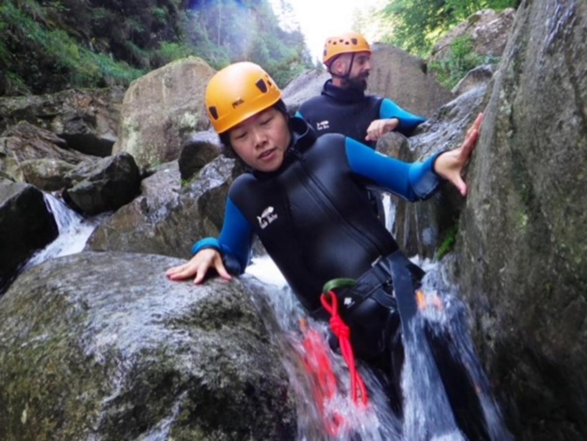 Appartement Tres Agreable Dans Belle Residence, Classe 3 Etoiles Par Le Comite Departementale Du Tourisme En Haute Garonne Bagnères-de-Luchon Zewnętrze zdjęcie